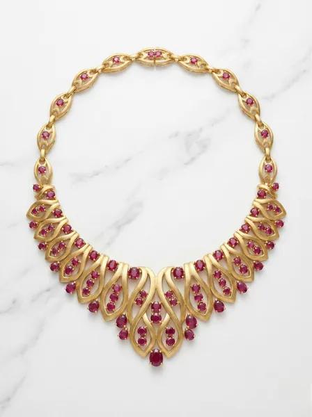 Gold and ruby statement necklace — AI jewellery photography